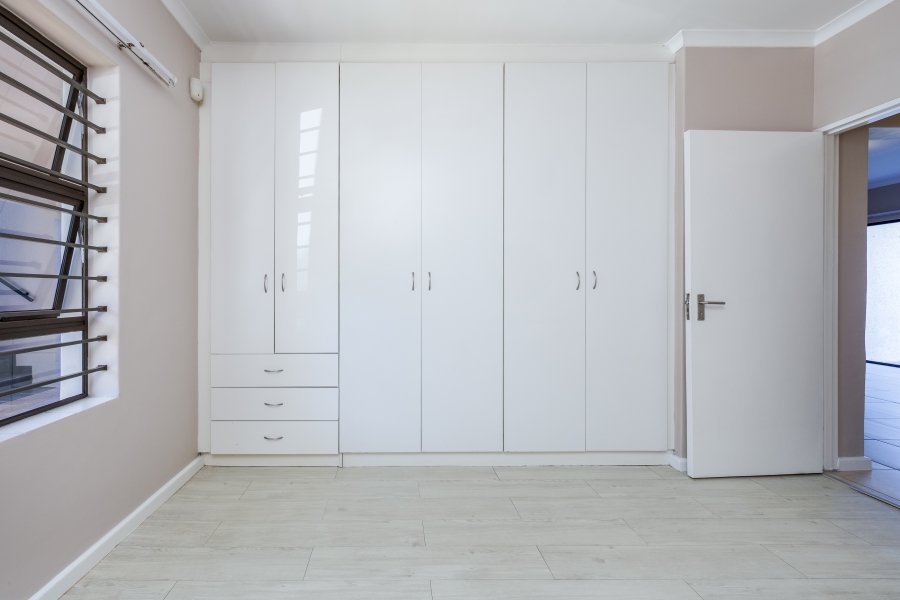 2 Bedroom Property for Sale in Sonstraal Heights Western Cape